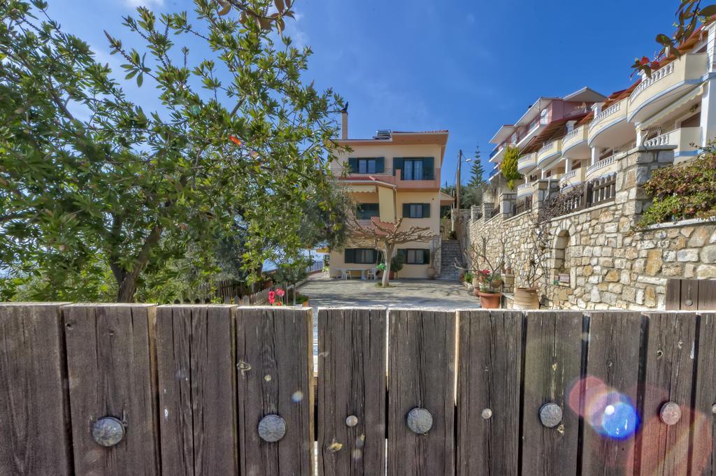 Villa Giovanni Paralia Vrachou Exterior foto