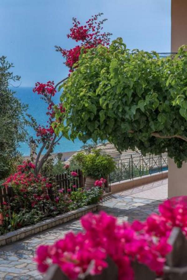 Villa Giovanni Paralia Vrachou Exterior foto